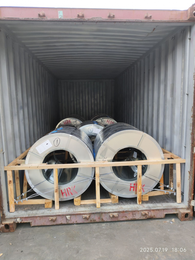 Hot dipped galvanized steel coil product展示